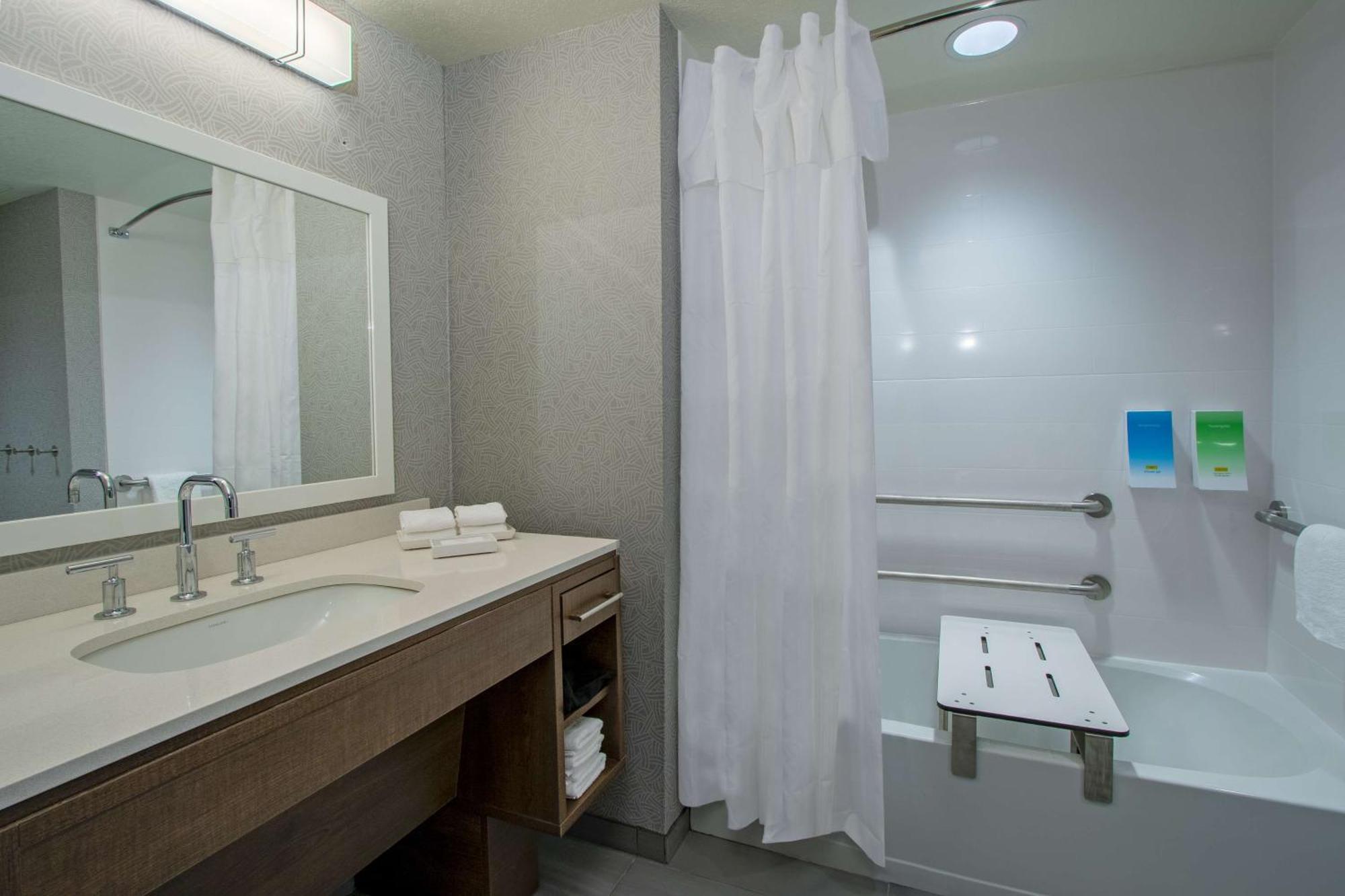 Home2 Suites By Hilton Grove City Columbus Εξωτερικό φωτογραφία
