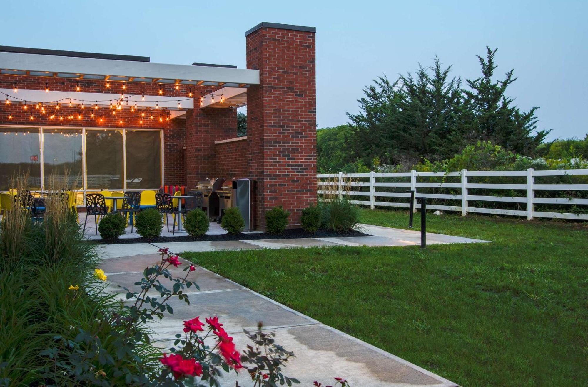 Home2 Suites By Hilton Grove City Columbus Εξωτερικό φωτογραφία